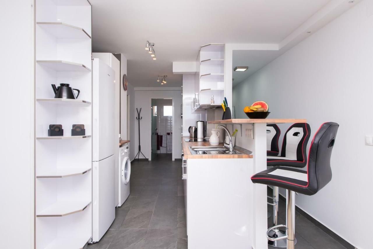 Two-Bedroom Apartment Diosa Tanit Alicante Eksteriør billede