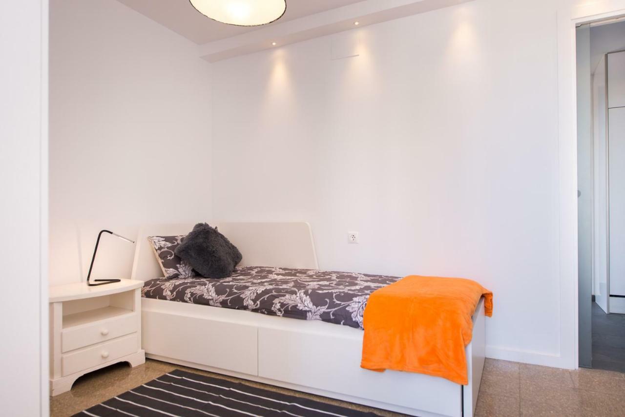Two-Bedroom Apartment Diosa Tanit Alicante Eksteriør billede
